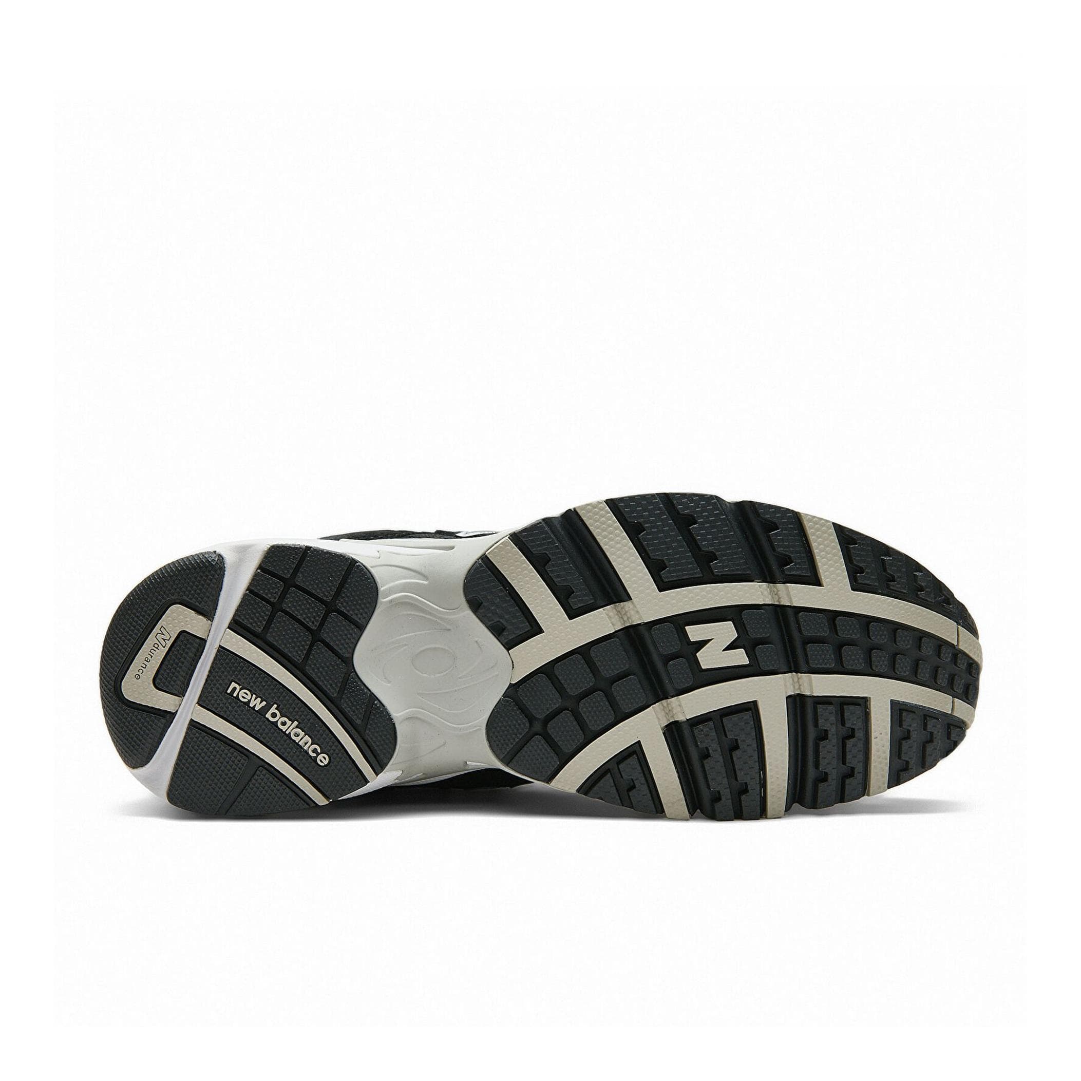 New Balance New Balance M7252Uq Spor Ayakkabı Siyah - 3