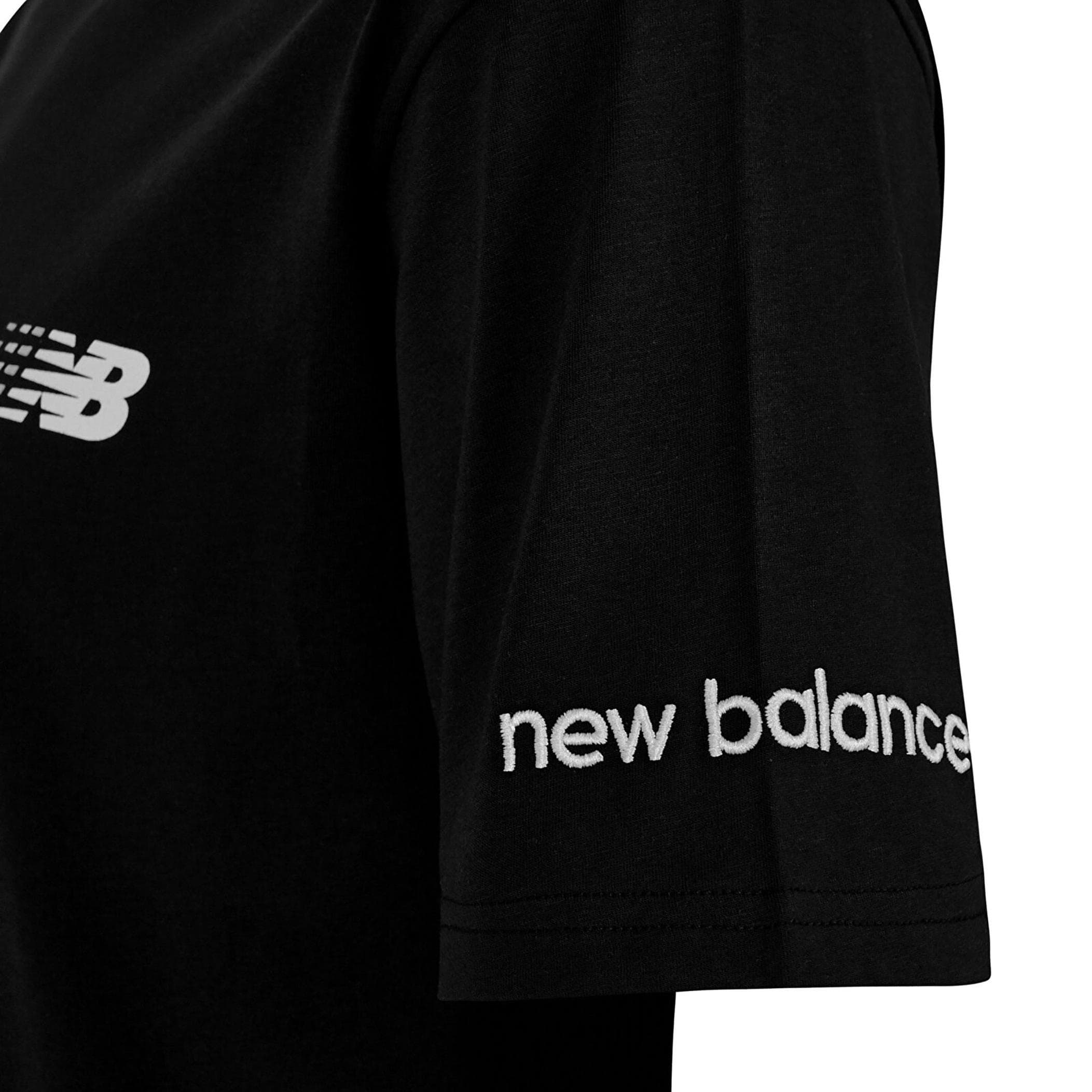 New Balance New Balance Mnt1644 Erkek T-Shirt Siyah - 3
