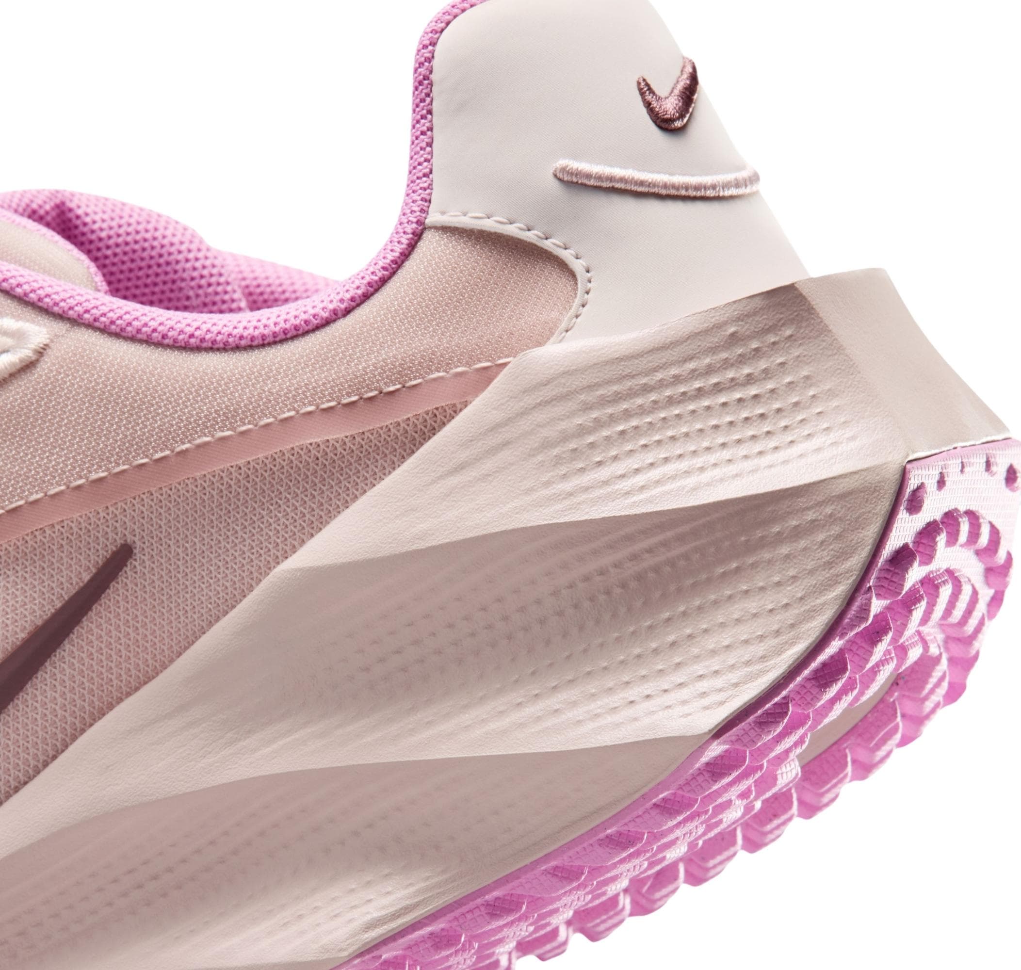 Nike Nike Wmns Aura Edge Kadın Spor Ayakkabı Pembe - 9