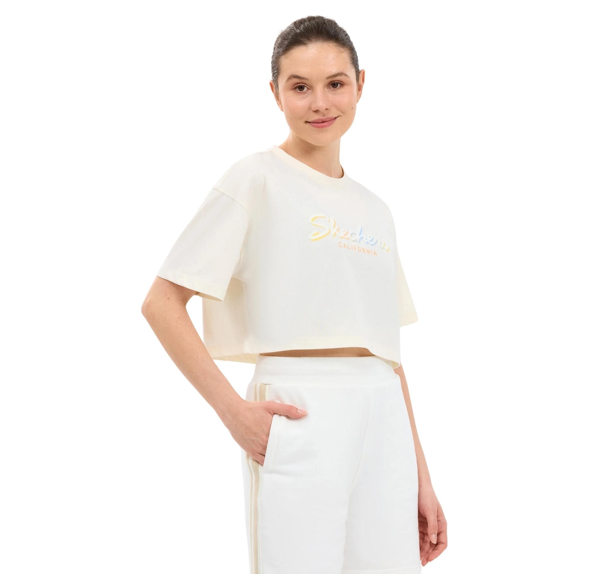 Skechers Skechers W Crop Graphic Kadın T-Shirt Bej - 2