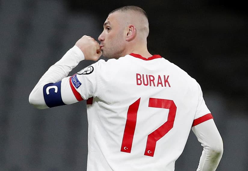 Milli Takım Kaptanı Burak Yılmaz’ın Futbol Kariyeri