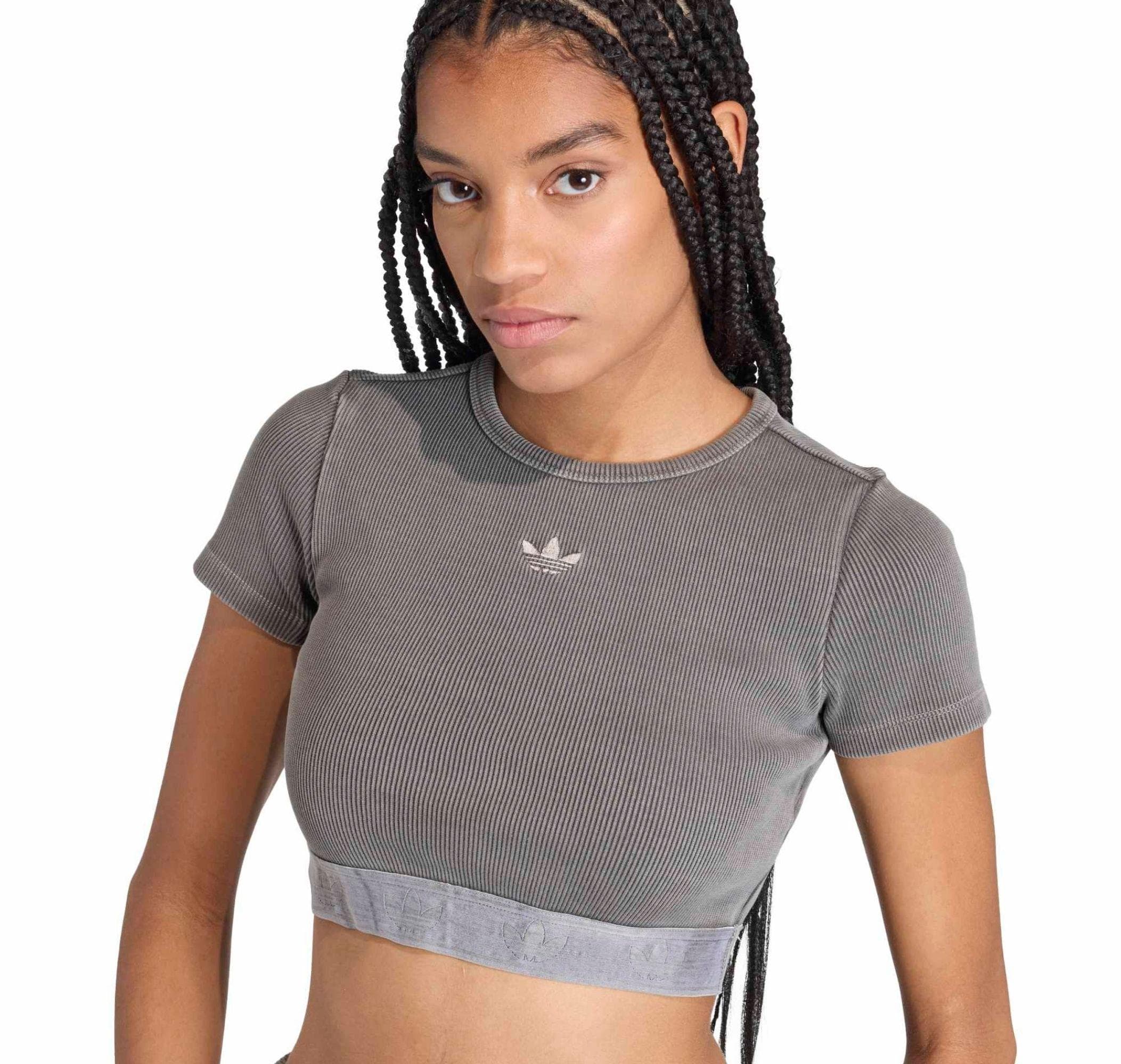 adidas adidas Ess Wash T Kadın T-Shirt Gri - 4