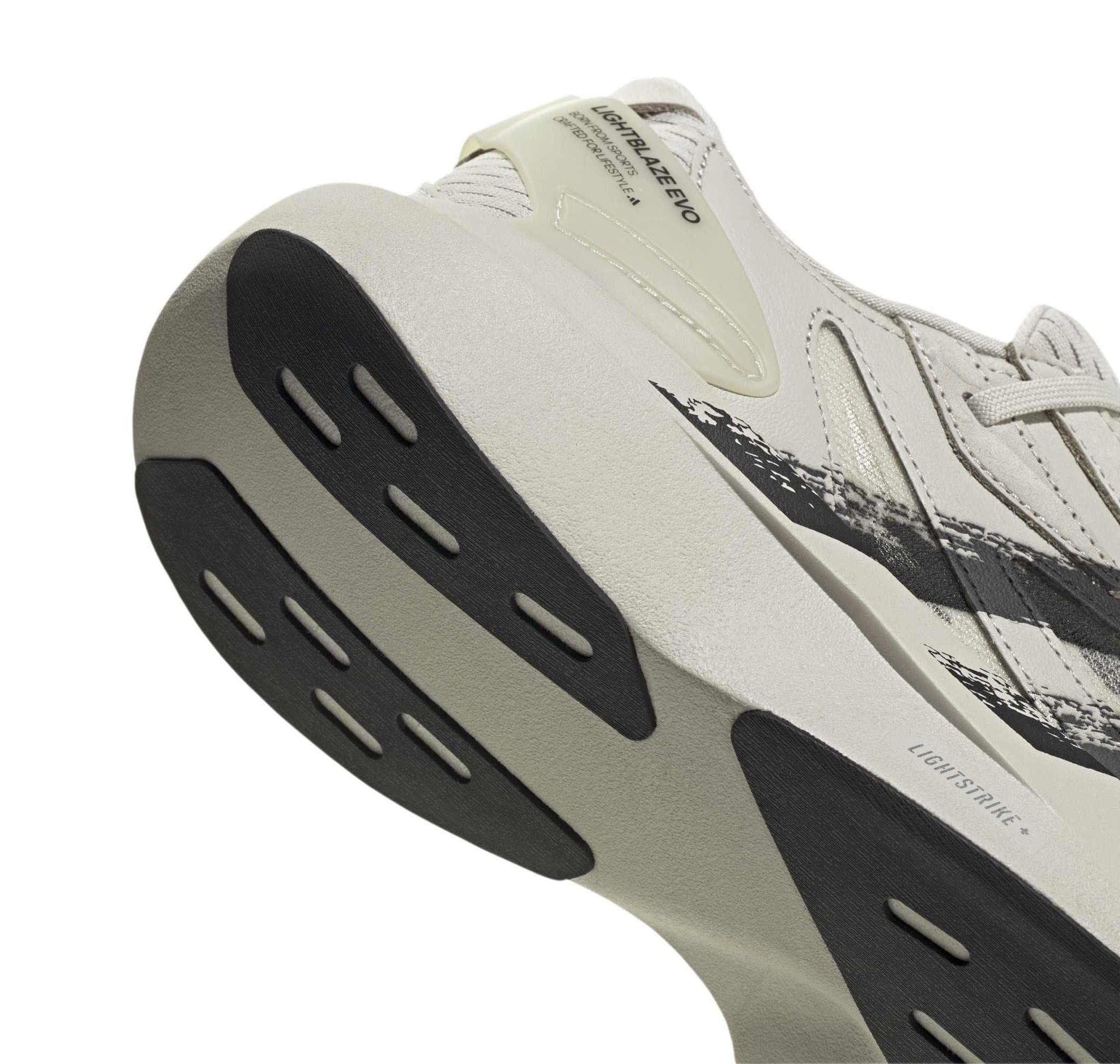adidas adidas Lıghtblaze Evo Brushed Erkek Spor Ayakkabı Siyah - 6