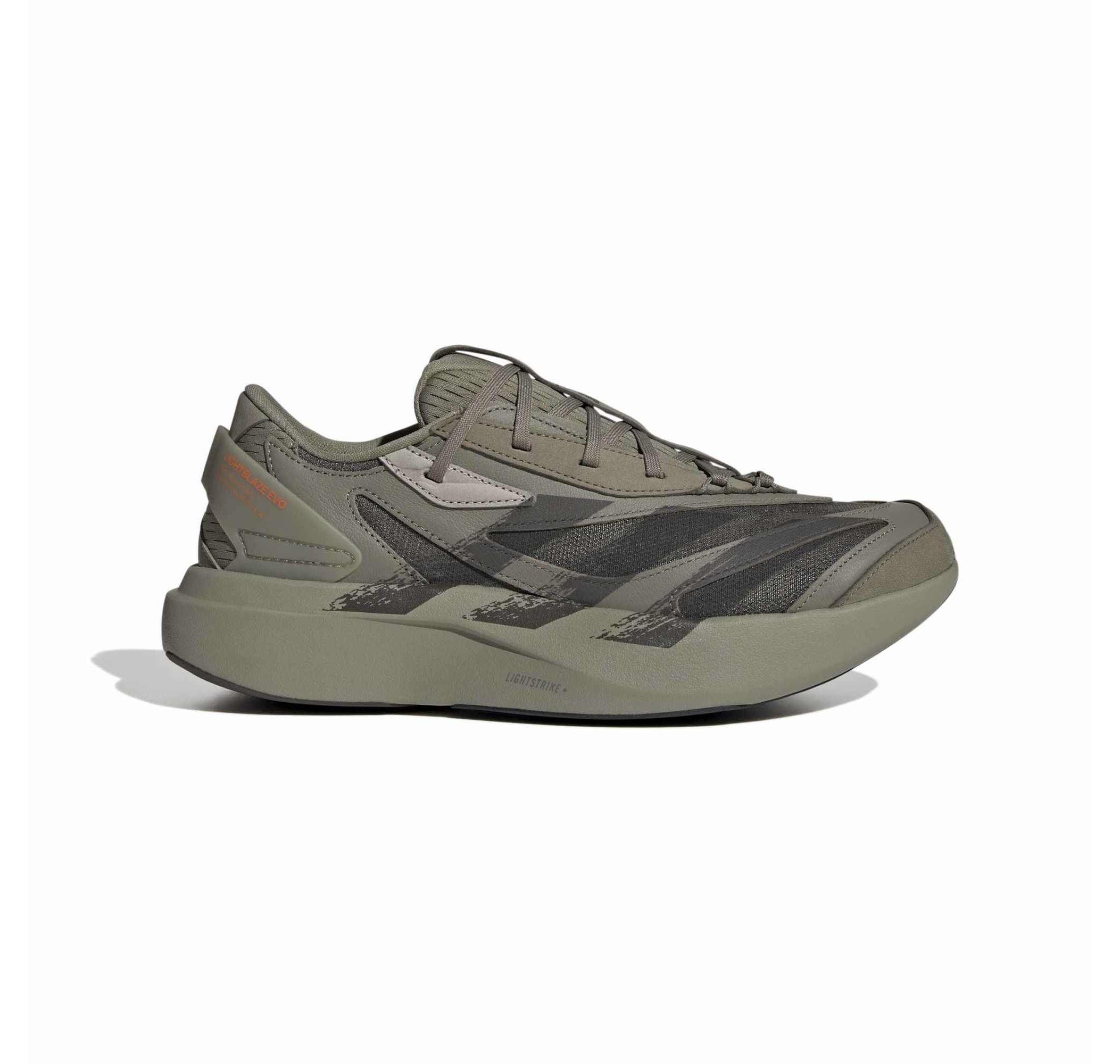 adidas adidas Lıghtblaze Evo Brushed Erkek Spor Ayakkabı Kahve