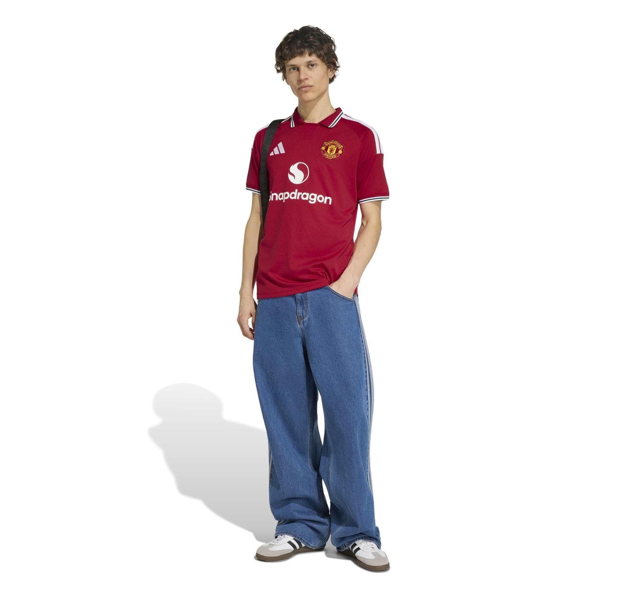 adidas adidas Manchester United 26-27 İç Saha Erkek Forması Kırmızı - 3
