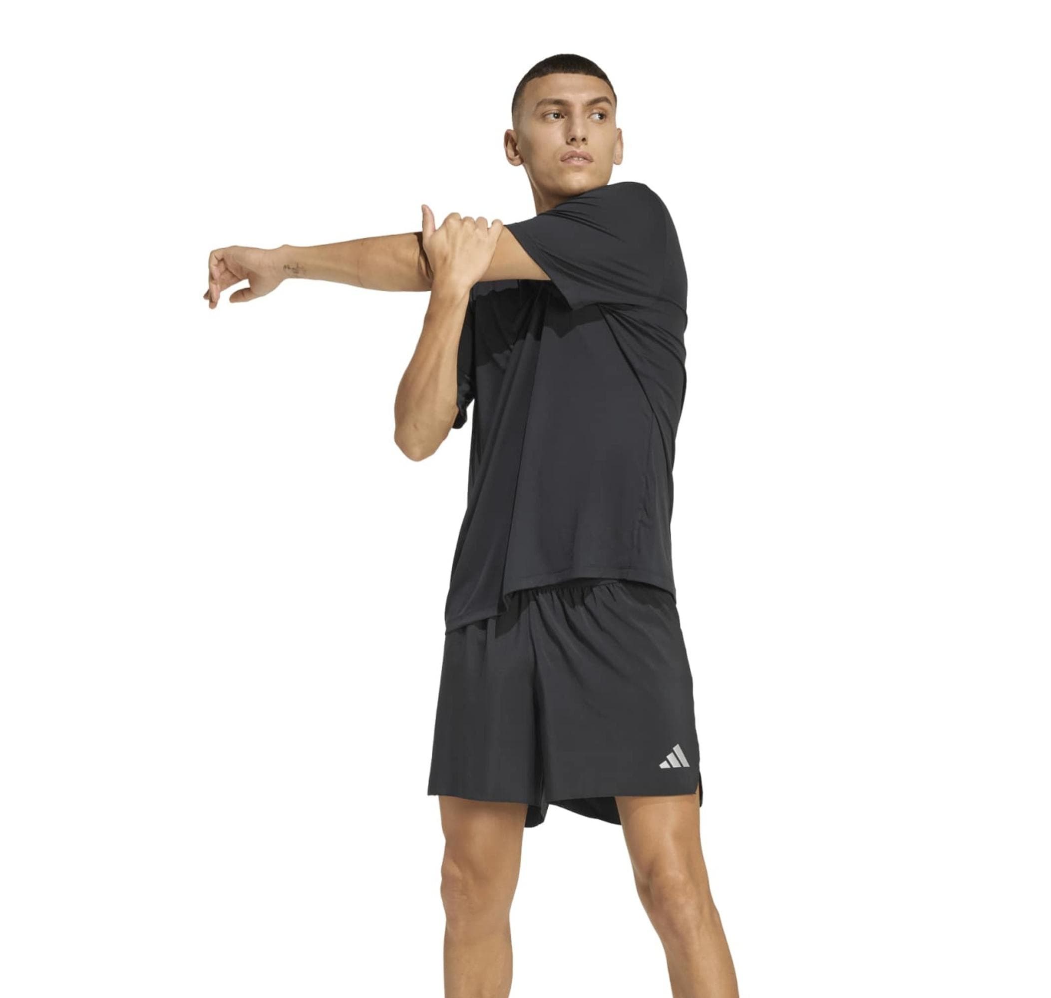adidas adidas Run Ess Tee M Erkek T-Shirt Siyah - 2