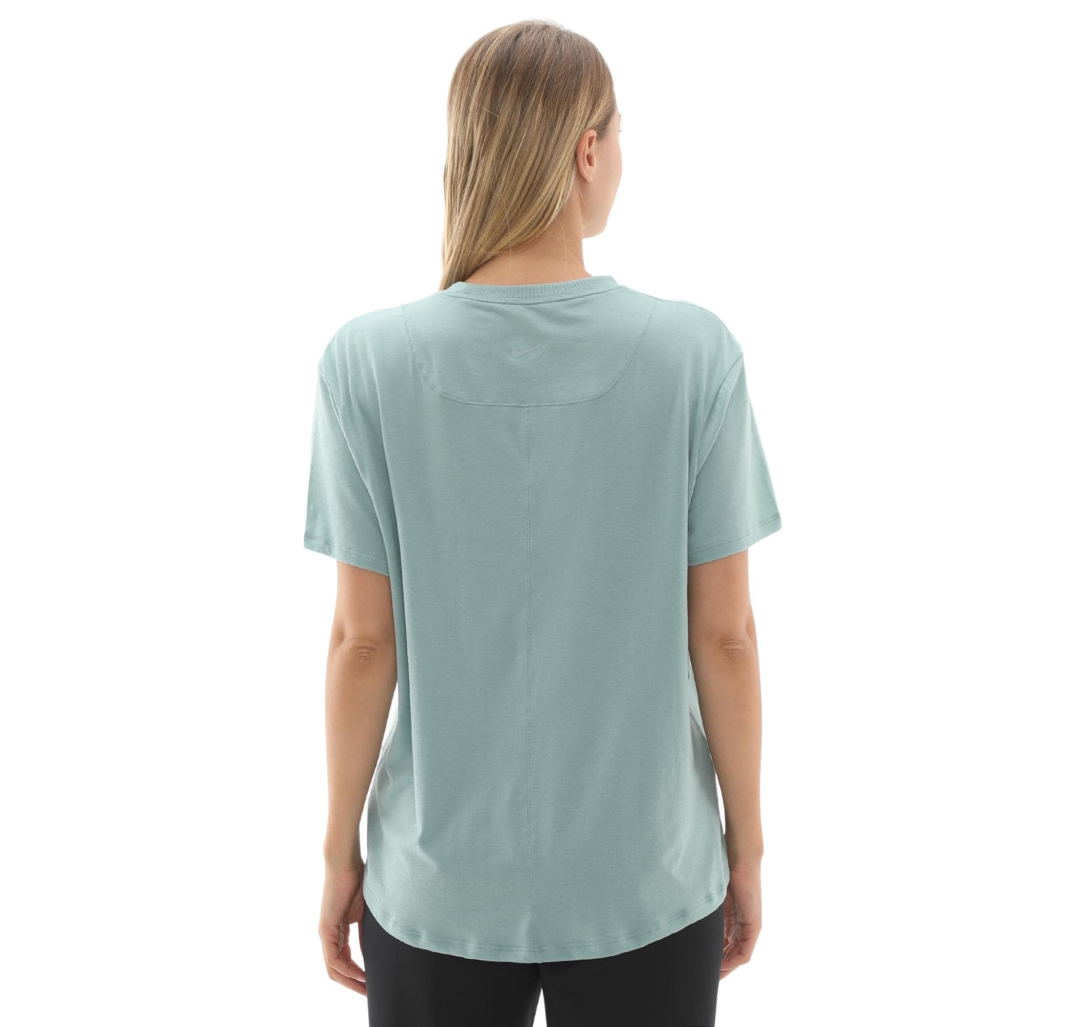 Nike Nike One Relaxed Kadın T-Shirt Yeşil - 4