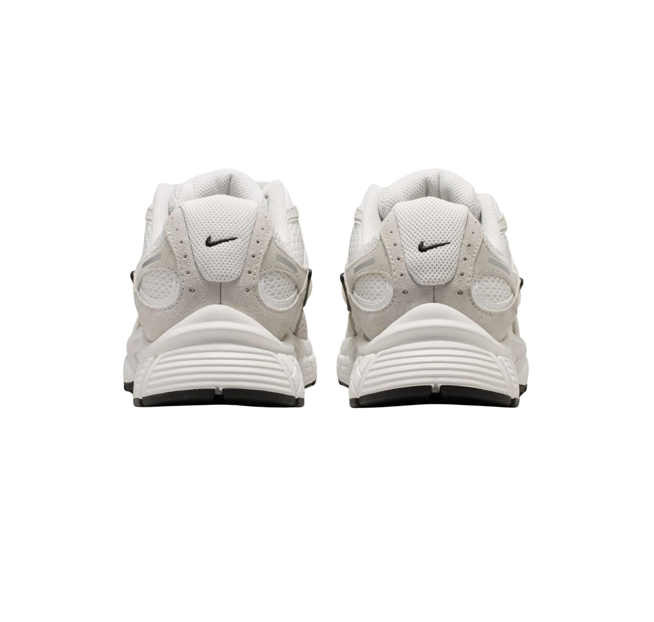 Nike Nike V5 Rnr Suede 2 Kadın Spor Ayakkabı Gri - 3