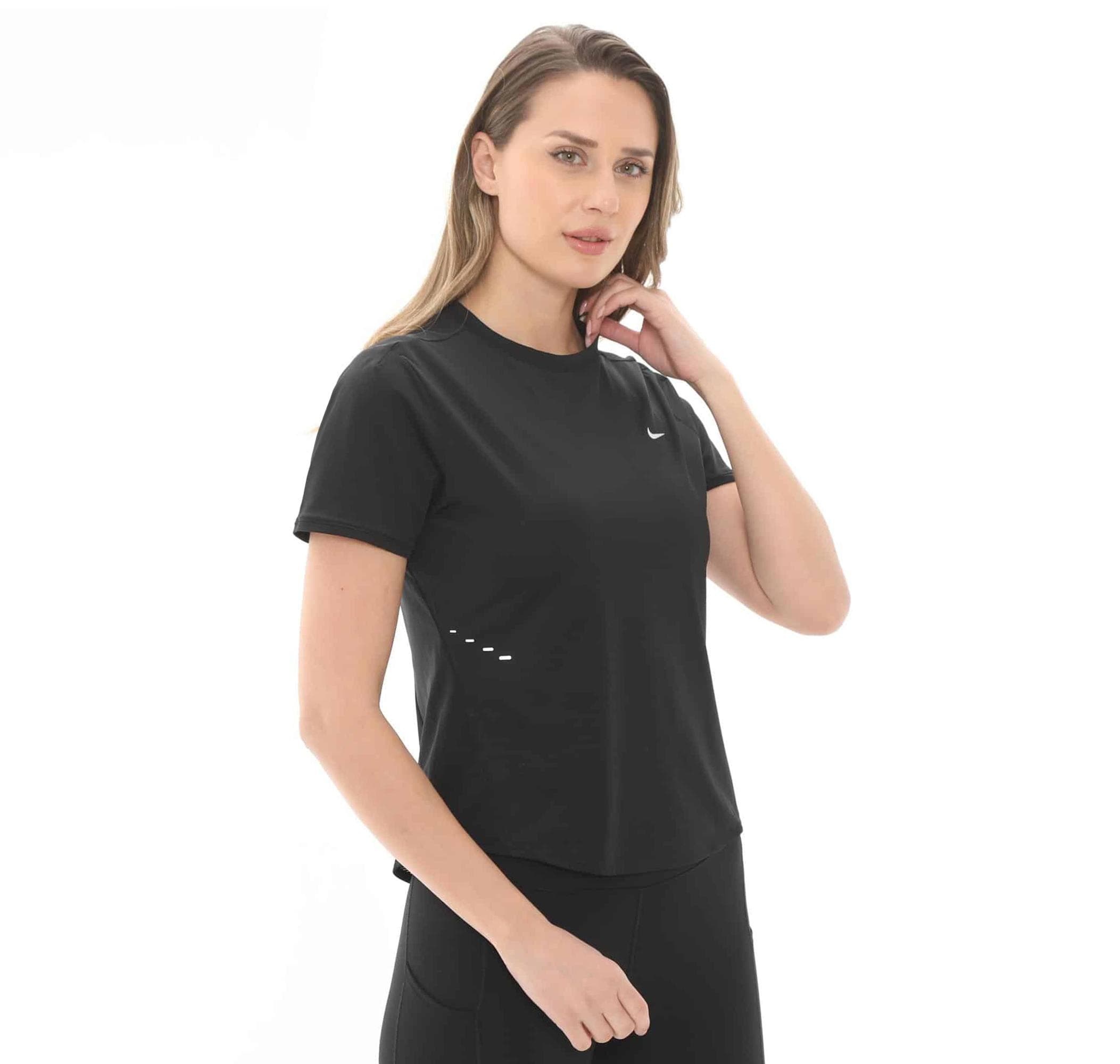 Nike Nike W Nk Swıft Df Ss Top Kadın T-Shirt Siyah - 2